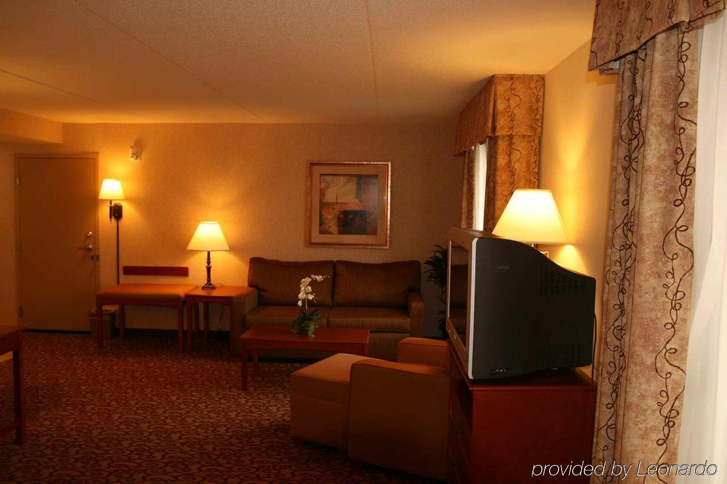 Hampton Inn דובוק חדר תמונה