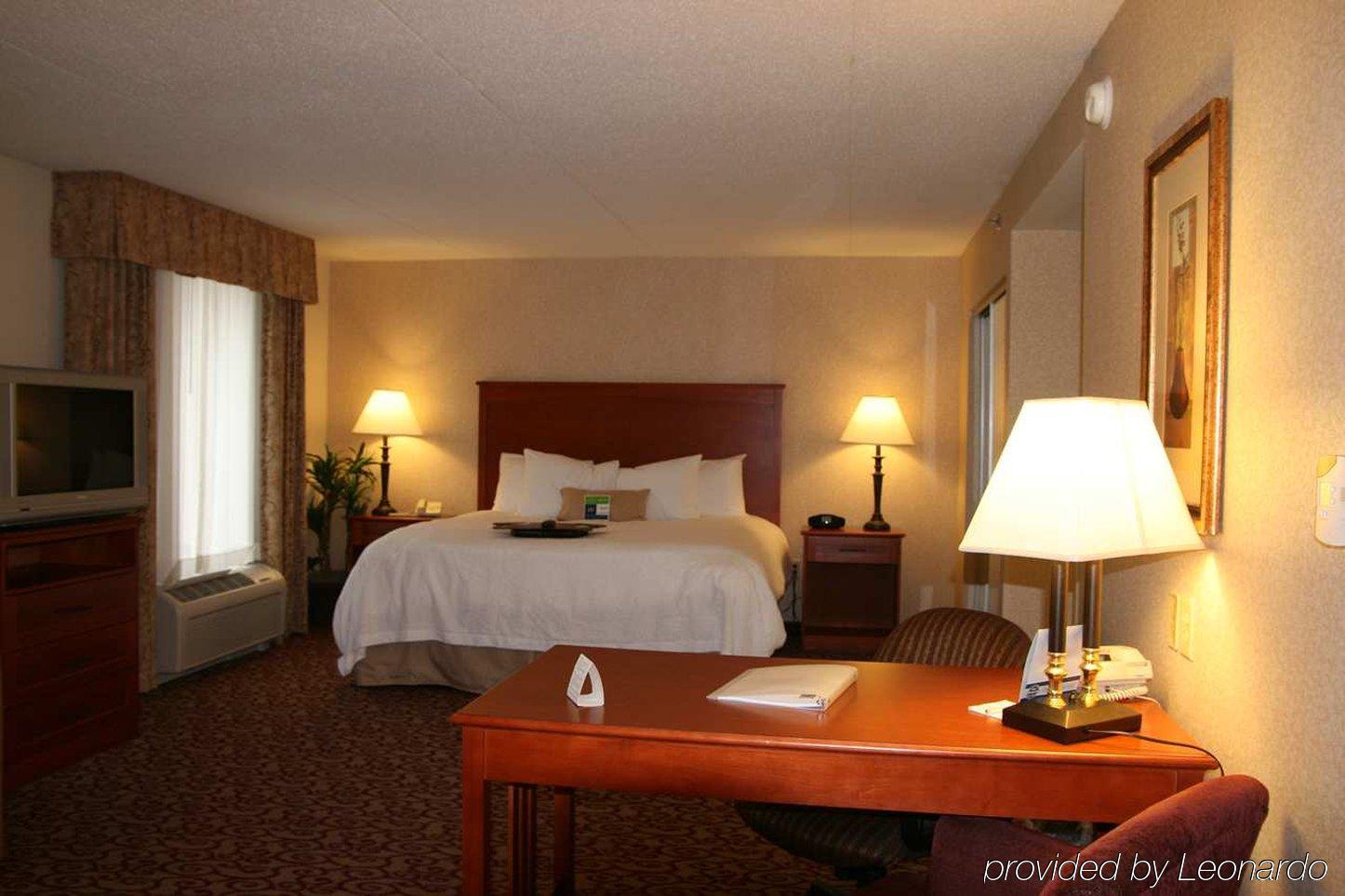 Hampton Inn דובוק חדר תמונה